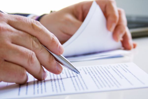 Licencias y autorizaciones